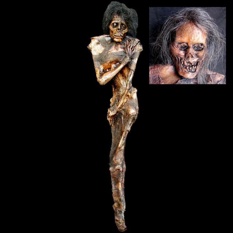 HANGING MUMMY-ROT FACE