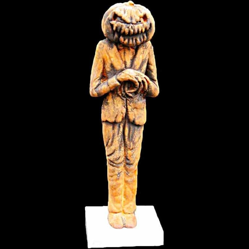 HAUNTWORLD HAUNT AWARD-RUST FINISH