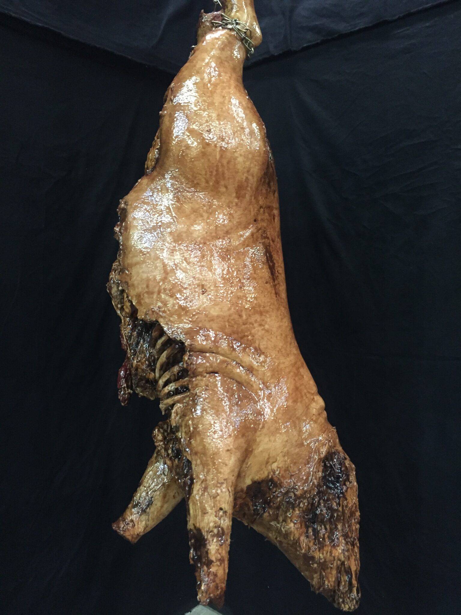 LARGE PIG PART RIB ROT HUNG BY CHAIN, фото 2