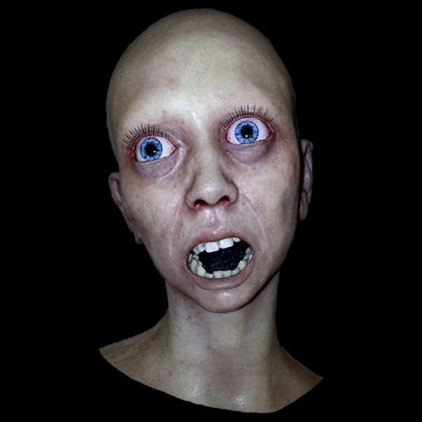 RENA HEAD -TERRIFIED OPEN EYES & MOUTH.